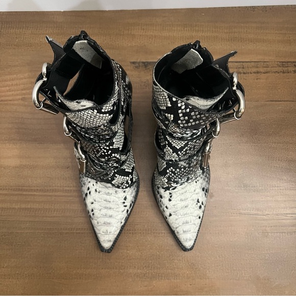 Jeffrey Campbell Buckle Ankle Boot 6 - Picture 6 of 14